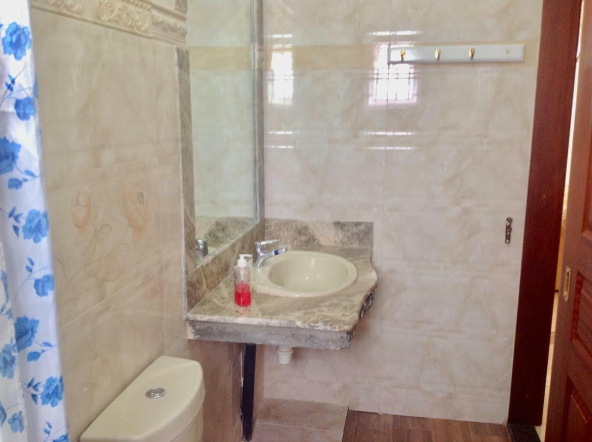 Cardamon Villa Is A 2 Bedroom With 1 Bathroom And Seperate Toilet Detached House With Ac And Swimming Pool , 5 Minutes Walk From Flic En Flac Public Beach Exteriér fotografie