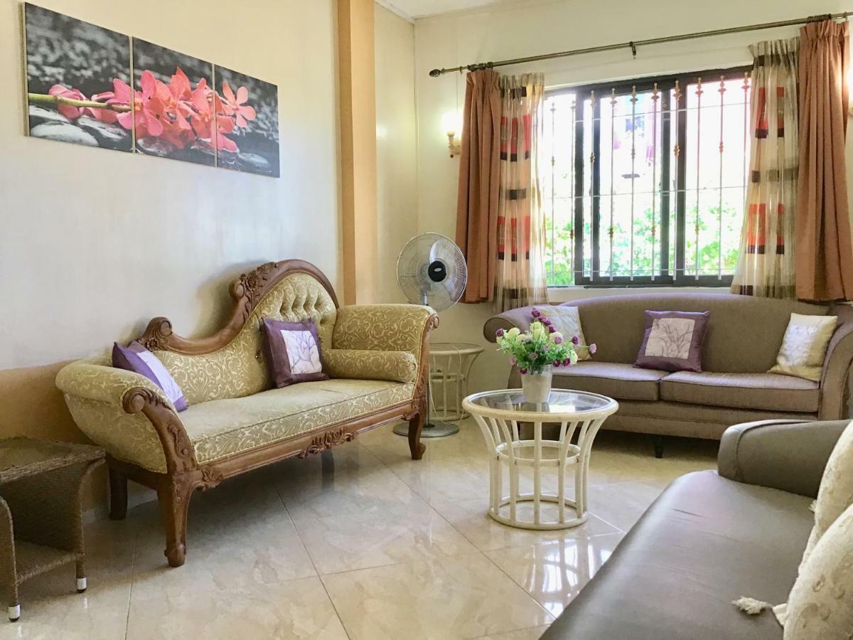 Cardamon Villa Is A 2 Bedroom With 1 Bathroom And Seperate Toilet Detached House With Ac And Swimming Pool , 5 Minutes Walk From Flic En Flac Public Beach Exteriér fotografie